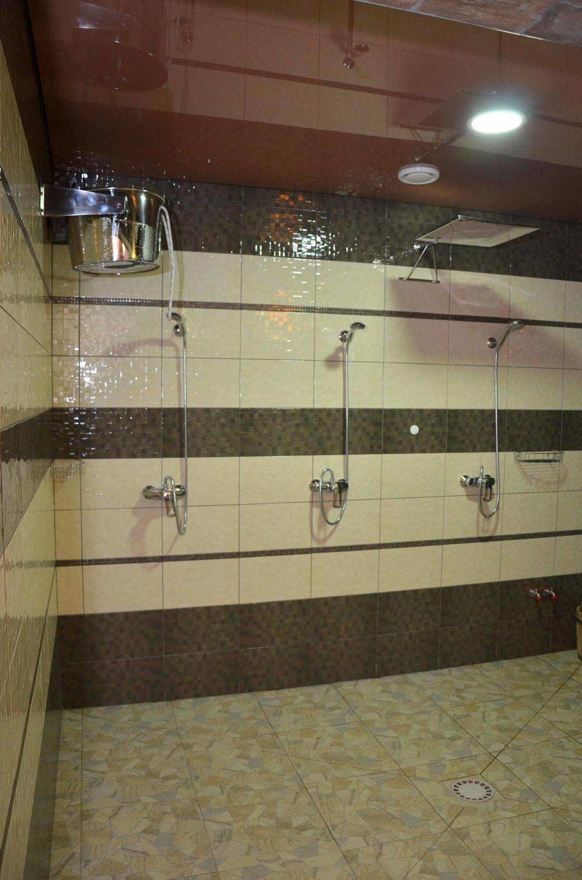 Hotel Fortuna ลวีฟ ภายนอก รูปภาพ