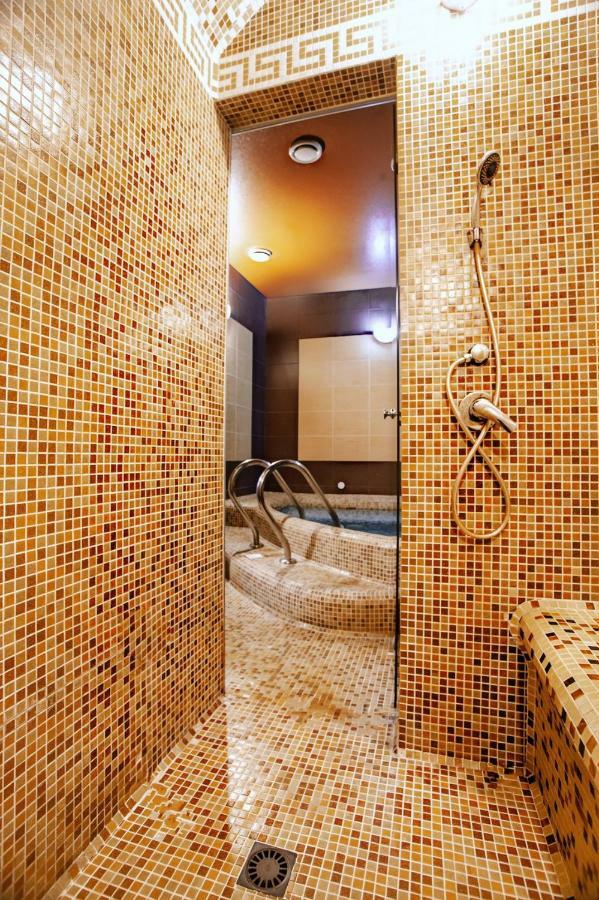 Hotel Fortuna ลวีฟ ภายนอก รูปภาพ
